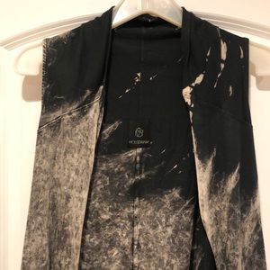 BUCKLE vest with fringe at bottom